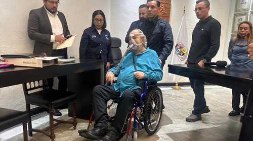 Mauricio Fernández se separará de cargo por cáncer