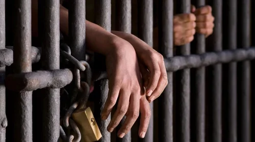 EUA traslada a 13 traficantes de droga a cárceles de México