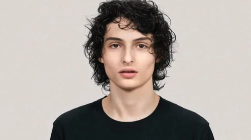 Finn Wolfhard lanza 'Happy Birthday', su álbum musical más íntimo