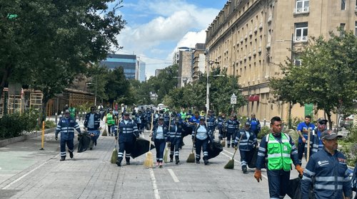 Recolectan más de 12 toneladas de basura tras desfile 