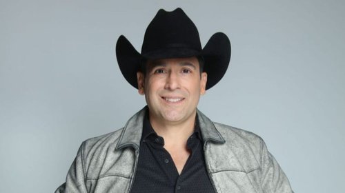 Bobby Pulido anuncia candidatura al Congreso en Texas