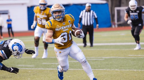 Ligan Auténticos Tigres tercer victoria con varias intercepciones