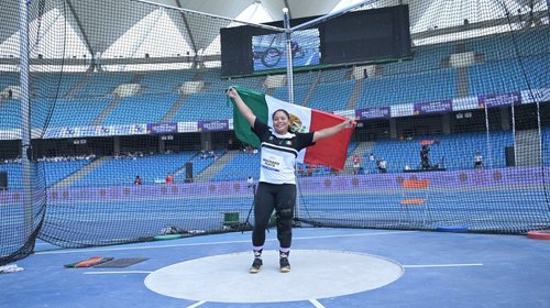 Mexicana gana oro y rompe récord mundial en disco F44