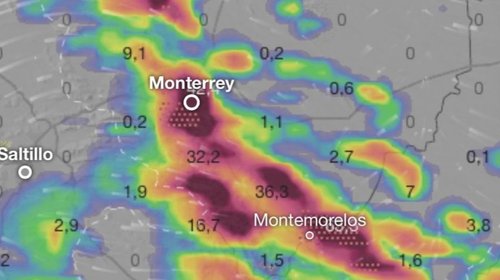 Prevé estado que llueve 'un mundo' de agua en zona metropolitana