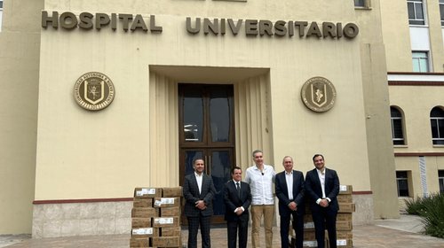 Waldo Fernández gestiona donativo de $14 mdp en medicamentos a HU