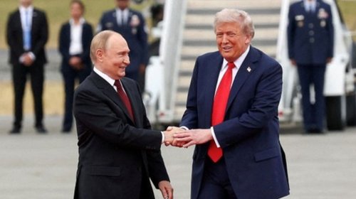 Preparan cumbre Putin-Trump mientras Ucrania mantiene firmeza