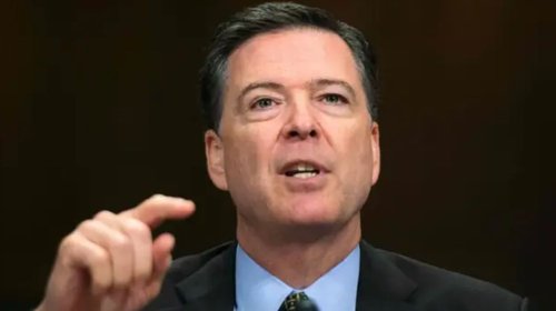 Exdirector del FBI pide desechar caso promovido por Trump