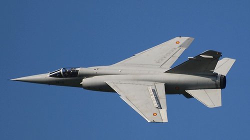 Despegan dos aviones del Ejército para evacuar a niños gazatíes