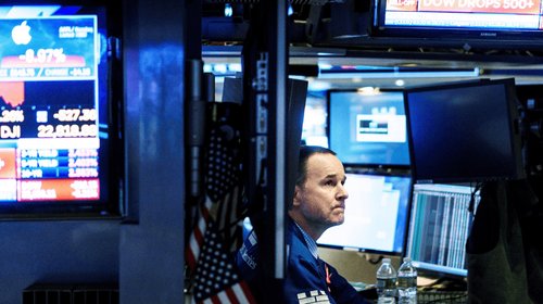 Wall Street abre en verde tras resultados de Apple y Amazon
