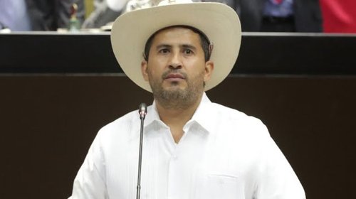 Asesinan al alcalde de Uruapan; dos homicidas detenidos