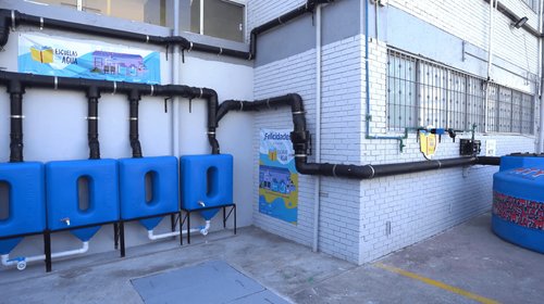 Monterrey inaugura sistemas de captación de agua en escuelas