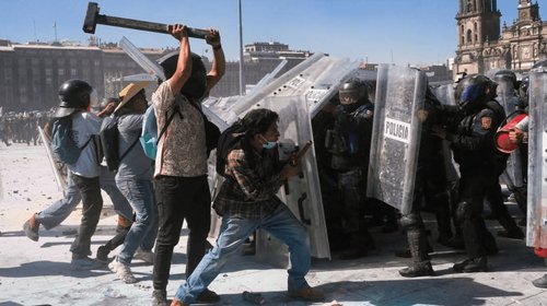 Investigan a 18 manifestantes por tentativa de homicidio en CDMX