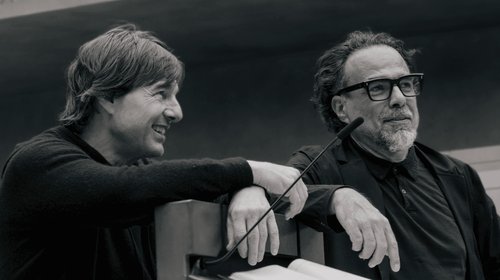 Tom Cruise felicita a Iñárritu por aniversario de 'Amores Perros'