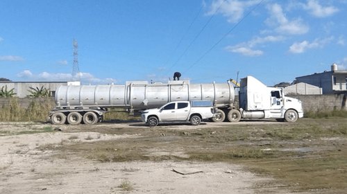 Decomisan 30,000 litros de hidrocarburo en un inmueble de Tabasco