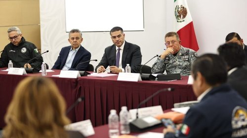 Gobierno refuerza seguridad en carreteras con transportistas