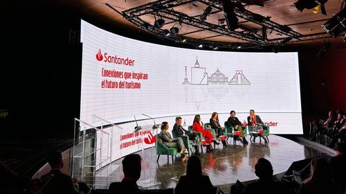Resalta estrategia turística ante Mundial 2026 en foro de Madrid