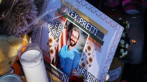 Suspenden a agentes del ICE por muerte de Pretti en Mineápolis