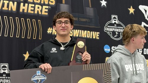 Regiomontano hace historia en NCAA con oro en plataforma