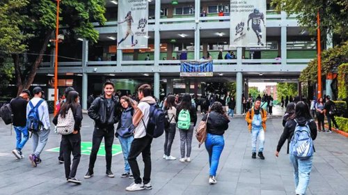 Jóvenes mexicanos retrasan independencia y formar familia: INEGI
