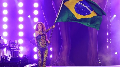 Shakira hace historia en Copacabana con 2 millones de fans