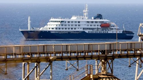Evacúan a tres pasajeros por brote de hantavirus en crucero
