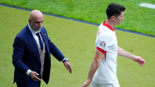 Renuncia director técnico de Polonia tras disputa con Lewandowski