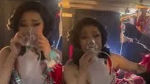 Cardi B preocupa a fans al usar tanque de oxígeno tras concierto