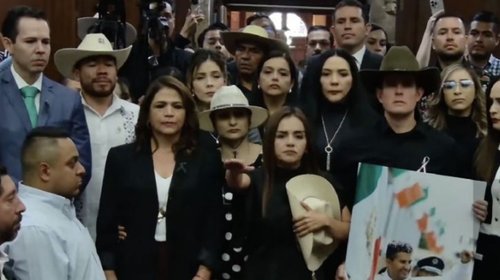 Toma protesta Grecia Quiroz como alcaldesa de Uruapan