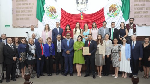 Honra Congreso del Estado a Universidad Tecnológica de Coahuila