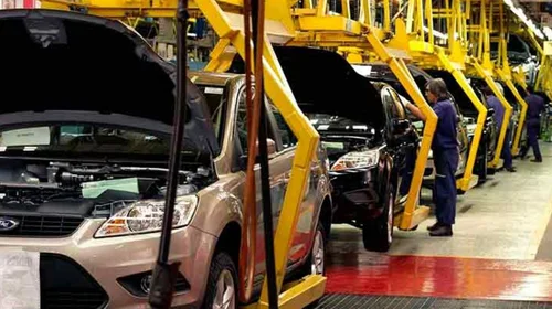 Califican de 'benéfico' reducción de aranceles a automotrices