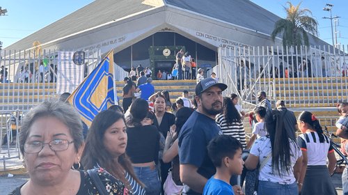 Feligreses comienzan a congregarse en la Basílica de Guadalupe