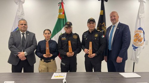 Recibe Fuerza Civil reacreditación mundial CALEA