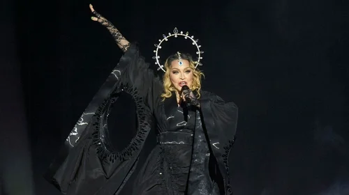 Madonna urge al papa León XIV a ir a Gaza: 'salve a los niños'