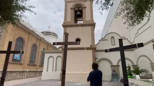 Repican campanas en Reynosa por muerte del papa Francisco
