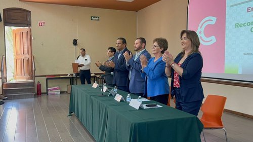 Denuncian insuficiencia en certificación de estudios en Coahuila