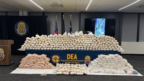 Incauta DEA $48 mdd y 77 toneladas de droga al CJNG