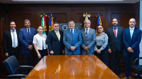 Asumen Juan Paura y Mario Garza cargos en el Estado y UANL