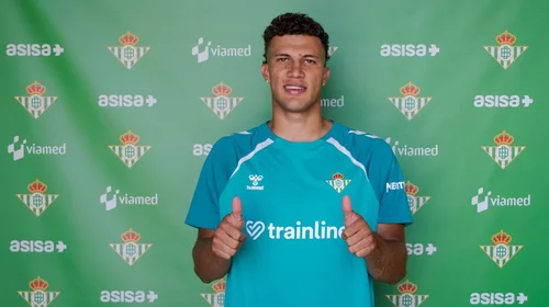 Nelson Deossa deja Rayados y firma con el Betis hasta 2030