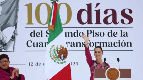 Maestros evalúan los primeros 100 días del Gobierno federal