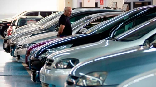 Ventas de autos en México crecen casi 3% en febrero