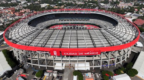 Cobran miles de pesos por estacionar cerca del Mundial en la CDMX