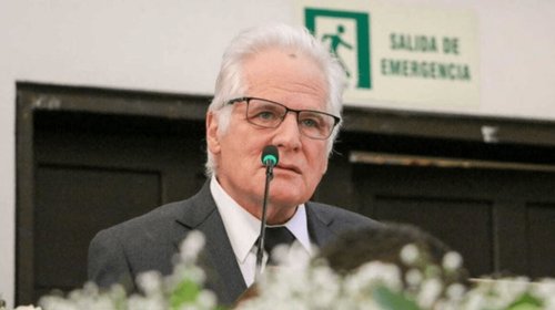 El padre de Miguel Uribe es precandidato presidencial en Colombia