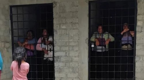 Encarcelan a cuatro mujeres tzotziles por negarse a donar terreno