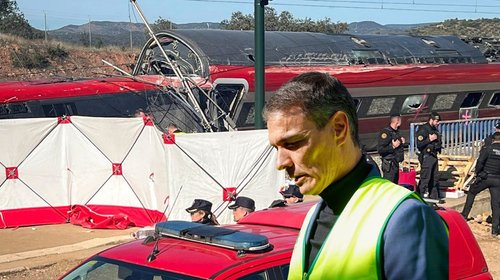 España confirma 40 muertos por descarrilamiento ferroviario