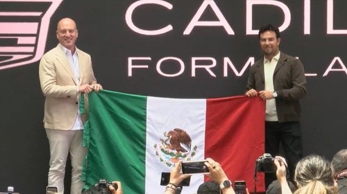 Firma Checo Pérez por dos años con Cadillac; esperan debut
