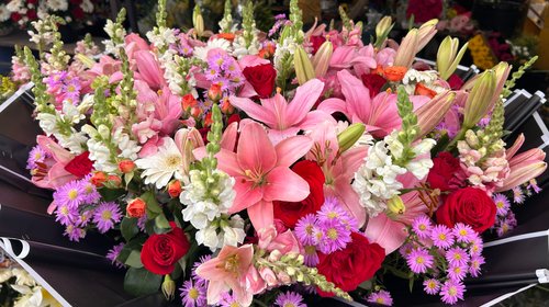 Aumenta venta de flores rumbo al Día de las Madres