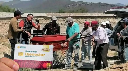 Abuelito paga su funeral con pensión del Bienestar