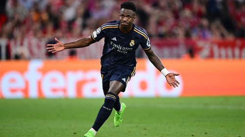 Vini alza al Real Madrid con doblete al empatar 2-2 ante Bayern