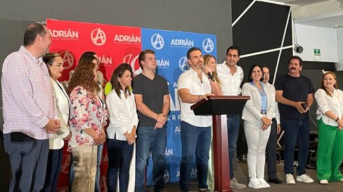Adrián de la Garza también se declara ganador