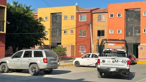Asesinan a tres personas en fraccionamiento de Pesquería